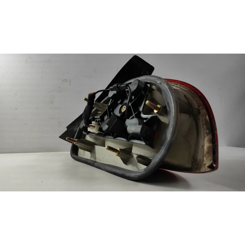 FANALE POST. SX. LANCIA Y (01/96-10/00) 1.2 16V LX BER. 3P/B/1242CC (98)