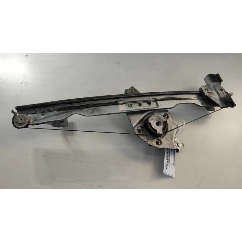ALZACRISTALLO ELETTR. PORTA ANT. C/MOTORINO SX. DACIA DUSTER (03/10-12/13) 1.5DCI (79KW) FAP 4X2 SUV 5P/D/1461CC