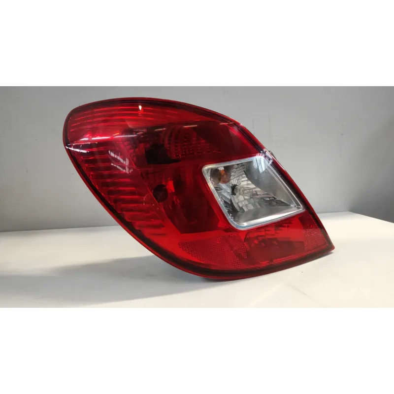 FANALE POST. SX. OPEL CORSA (S07) (07/06-02/11) 1.2 16V (59KW) BER. 5P/B/1229CC