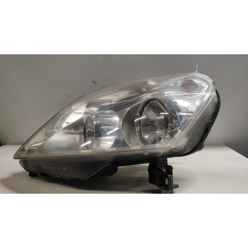 PROIETTORE T.82093334 DX. OPEL ZAFIRA (A05) (06/05-) 1.6 16V ECOM MNV 5P/B-M/1598CC