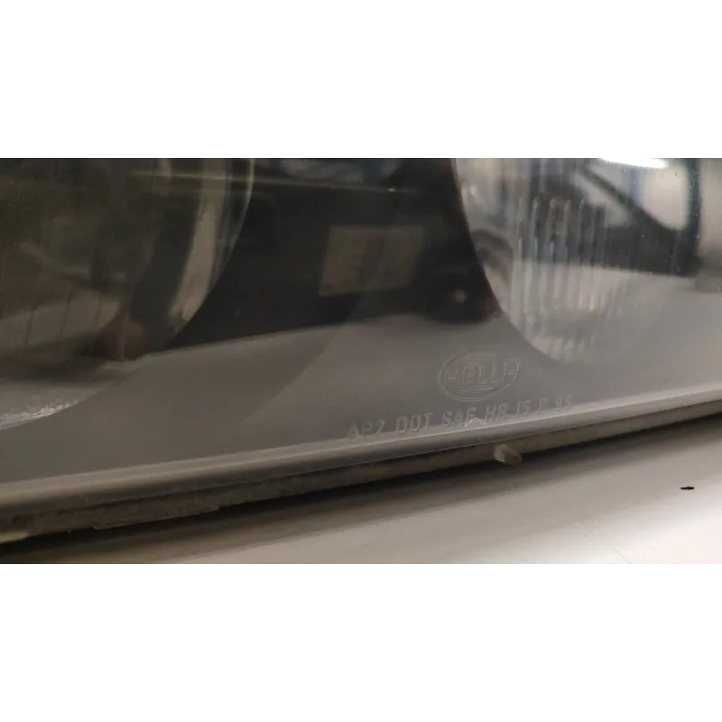 PROIETTORE DX. BMW SERIE 5 (E39) (09/95-09/00) 530D 24V BER. 4P/D/2926CC