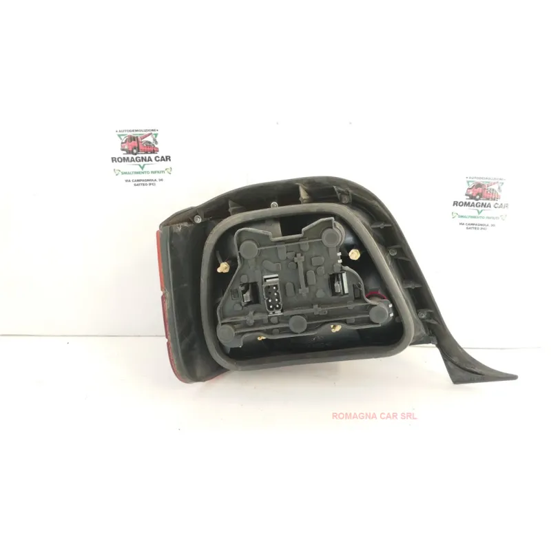 FANALE POST. DX. BMW SERIE 3 (E36) (12/90-09/99) 316I SW 5P/B/1596CC