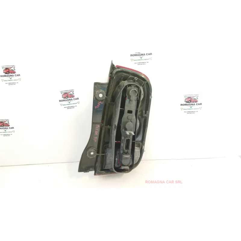 FANALE POST. COMPLETO SX. NISSAN MICRA (K12E) (11/02-05/06) 1.0 16V BER. 3P/B/998CC