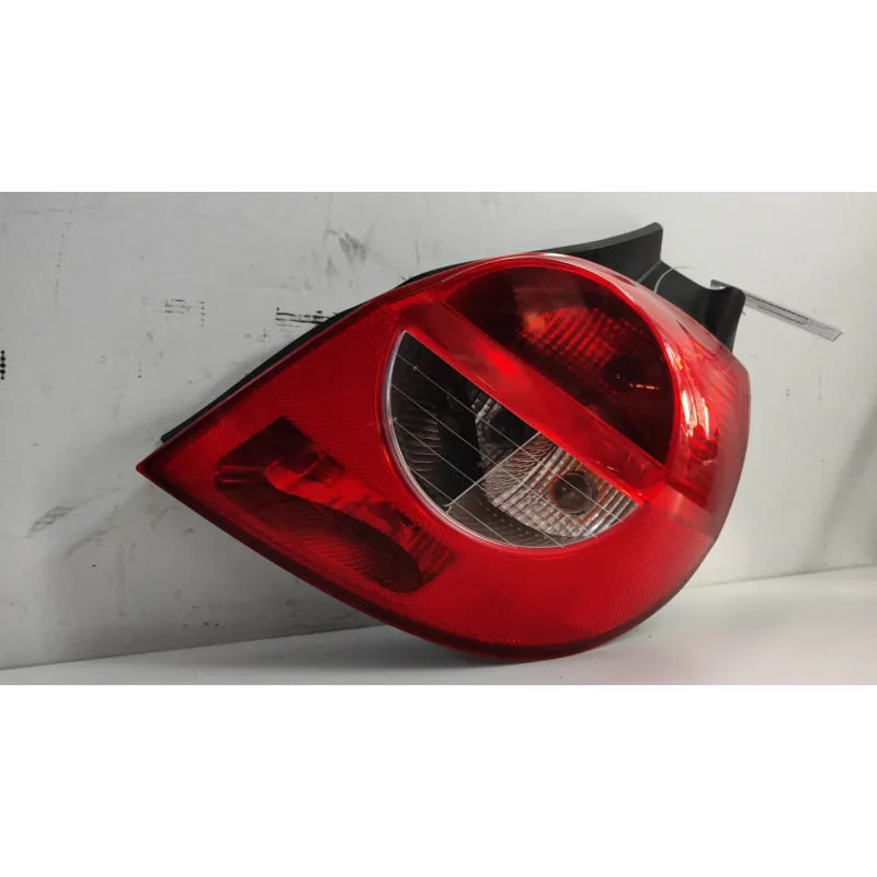FANALE POST. DX. RENAULT CLIO 3A SERIE (07/05-05/09) 1.2 16V (48KW) BER. 3P/B/1149CC