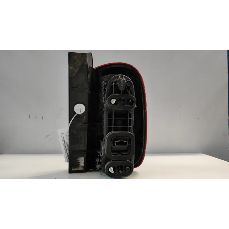 FANALE POST. SX. DACIA DUSTER (03/10-12/13) 1.5DCI (79KW) FAP 4X2 SUV 5P/D/1461CC