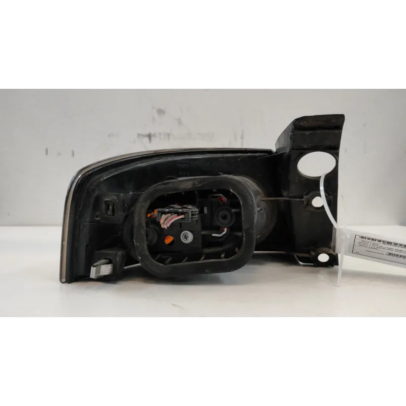 FANALE POST. PARTE EST. RI OSCURATI DX. SEAT IBIZA (6L) (12/01-08/09) 1.2 (44KW) BER. 5P/B/1198CC
