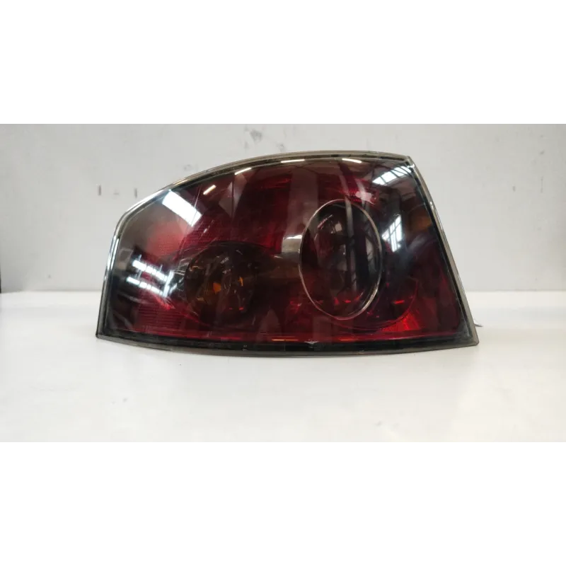 FANALE POST. PARTE EST. RI OSCURATI SX. SEAT IBIZA (6L) (12/01-08/09) 1.2 12V (47KW) BER. 5P/B/1198CC