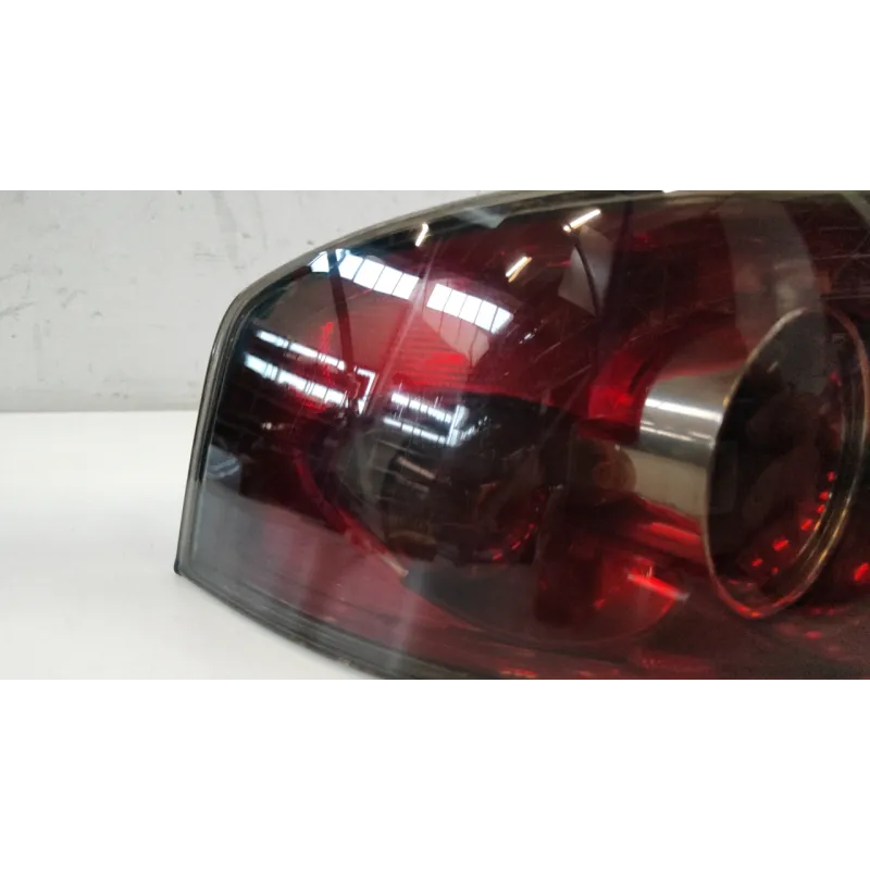 FANALE POST. PARTE EST. RI OSCURATI SX. SEAT IBIZA (6L) (12/01-08/09) 1.2 12V (47KW) BER. 5P/B/1198CC