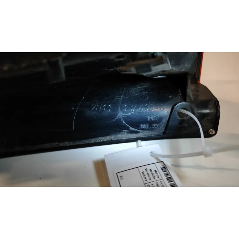 FANALE POST. SX. FORD FIESTA (CBK) (03/02-12/05) 1.2 16V AMBIENTE BER. 5P/B/1242CC