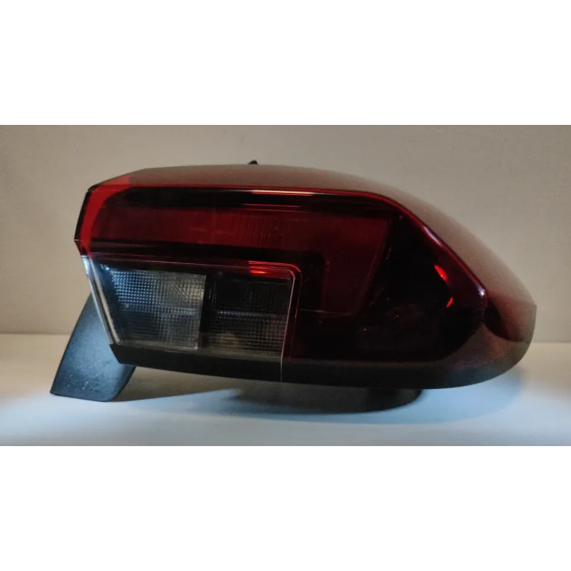 FANALE POST. PARTE EST. DX. OPEL CORSA (P2JO) (07/19-01/24) 1.2 (55KW) BER 5P/B/1199CC