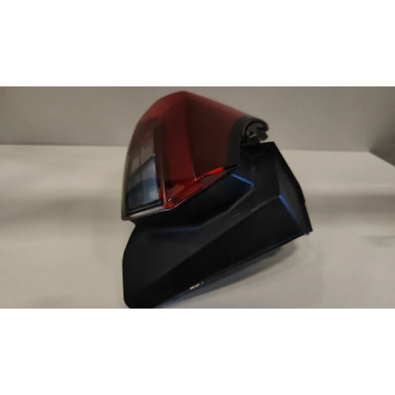 FANALE POST. PARTE EST. SX. OPEL CORSA (P2JO) (07/19-01/24) 1.2 (55KW) BER 5P/B/1199CC