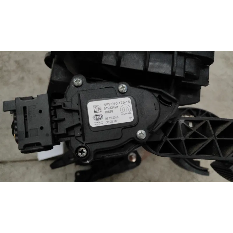 PEDALIERA COMPL. FIAT 500X (5F) (11/14-08/19) 1.3 MULTIJET (70KW) SUV 5P/D/1248CC