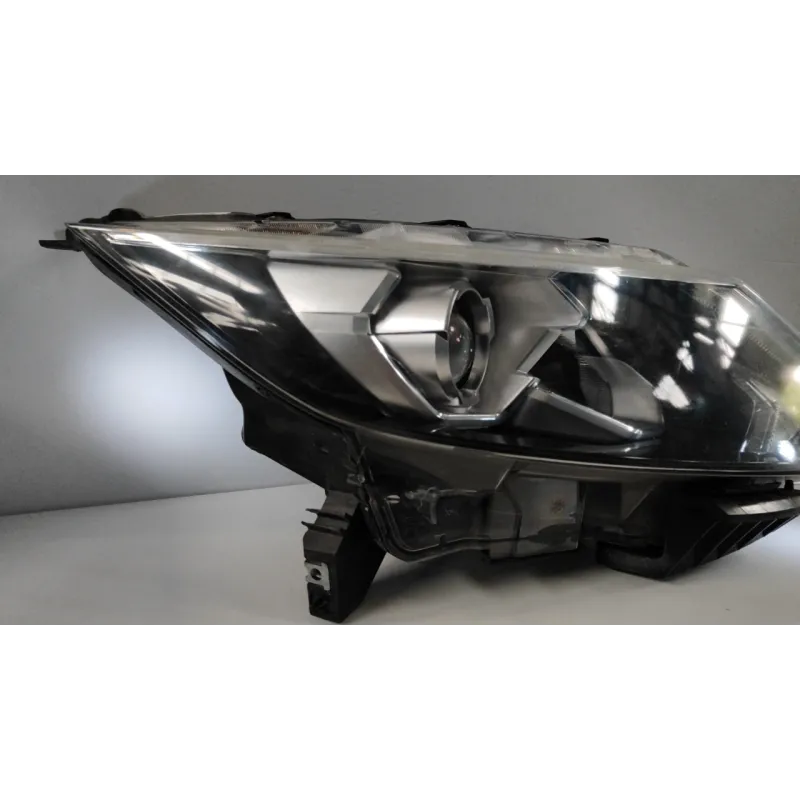 PROIETTORE TEKNA DX. NISSAN QASHQAI (J11E) (01/14-03/18) 1.5 DCI SUV 5P/D/1461CC