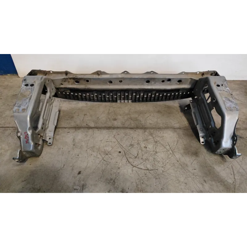 TRAVERSA PARAURTI ANT. TOYOTA YARIS (11/05-02/12) 1.4 D-4D (FRP) BER. 3P/D/1364CC