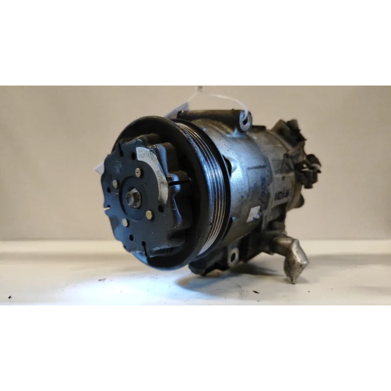 COMPRESSORE A/C T. J882639 MERCEDES-BENZ CLASSE A (W168) (03/01-06/04) 160 BER. 5P/B/1598CC