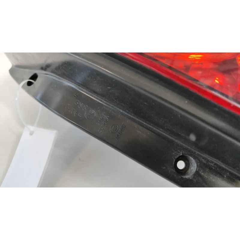 FANALE POST. DX. CHEVROLET (DAEWOO) CAPTIVA (C100) (07/06-03/11) 2.0 VCDI 16V FAP SUV 5P/D/1991CC