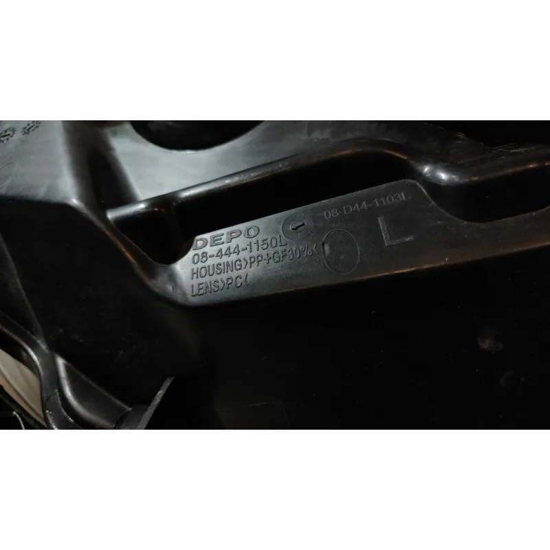 PROIETTORE SX. BMW SERIE 3 (E90/E91) (02/05-12/11 320D BER. 4P/D/1995CC