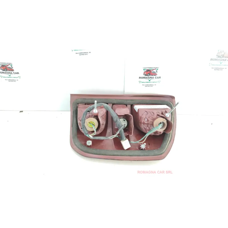 FANALE POST. SX. TOYOTA RAV 4 1A SERIE (09/94-09/00) 2.0 16V (94KW) SUV 3P/B/1998CC