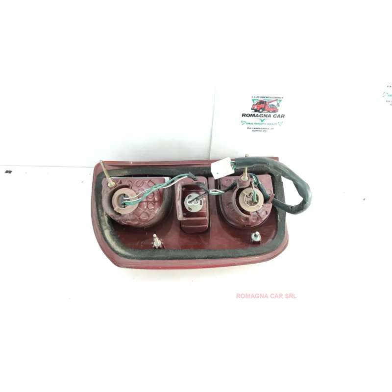 FANALE POST. DX. TOYOTA RAV 4 1A SERIE (09/94-09/00) 2.0 16V (94KW) SUV 3P/B/1998CC