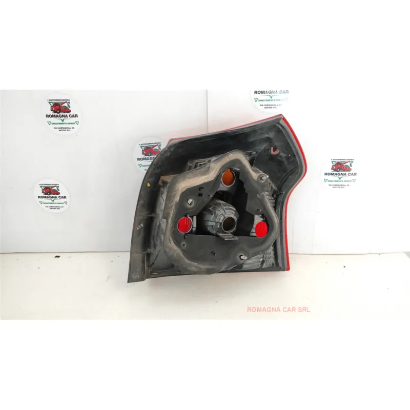 FANALE POST. DX. TOYOTA COROLLA (09/04-09/07) 1.4 16V BER. 3P/B/1398CC