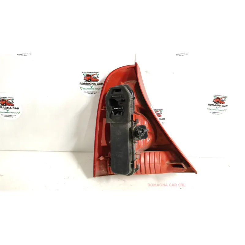 FANALE POST. DX. RENAULT CLIO 2A SERIE (05/01-11/10) 1.2 16V BER. 3P/B/1149CC
