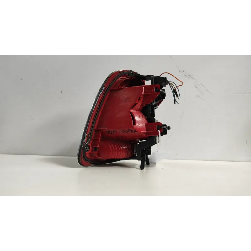 FANALE POST. SX. MINI MINI (R56) (08/06-08/10) 1.4 16V (55KW) BER 3P/B/1397CC