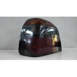 FANALE POST. SX. VOLKSWAGEN GOLF (1H) (11/91-12/98) 1.4 (40KW) BER. 5P/B/1391CC