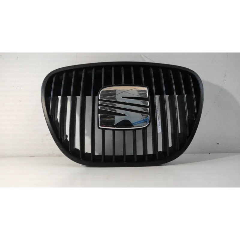 GRIGLIA SEAT IBIZA (6L) (12/01-08/09) 1.2 (44KW) BER. 5P/B/1198CC