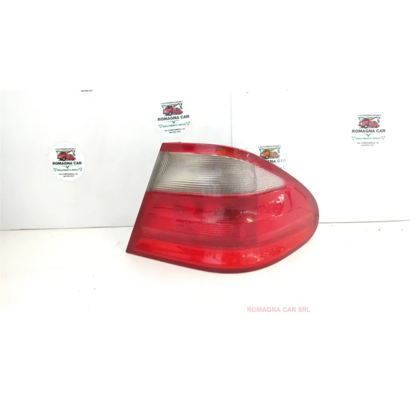 FANALE POST. PARTE EST. DX. MERCEDES-BENZ CLK (C/A208) (03/97-03/03) 200 CBR 2P/B/1998CC