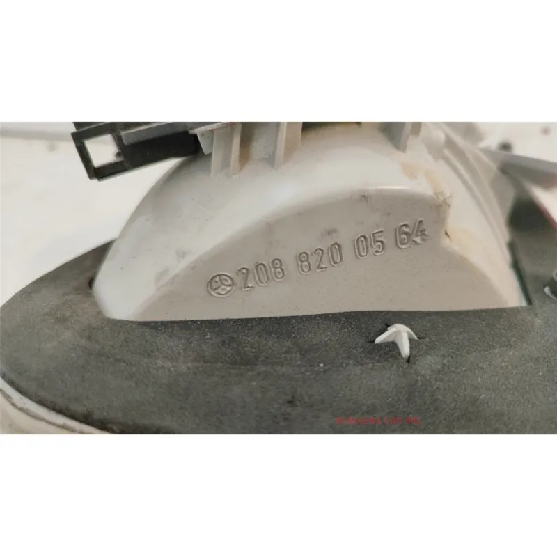 FANALE POST. PARTE INT. SX. MERCEDES-BENZ CLK (C/A208) (03/97-03/03) 200 CBR 2P/B/1998CC