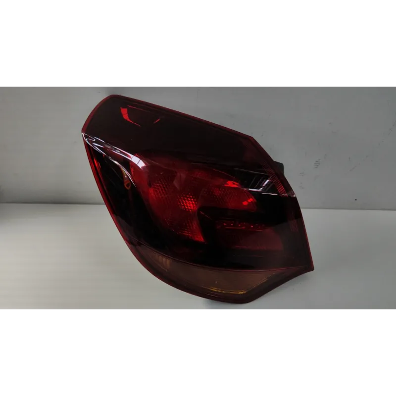 FANALE POST. PARTE EST. SX. OPEL ASTRA (P10) (10/09-06/18) 1.3 CDTI (70KW) BER 5P/D/1248CC