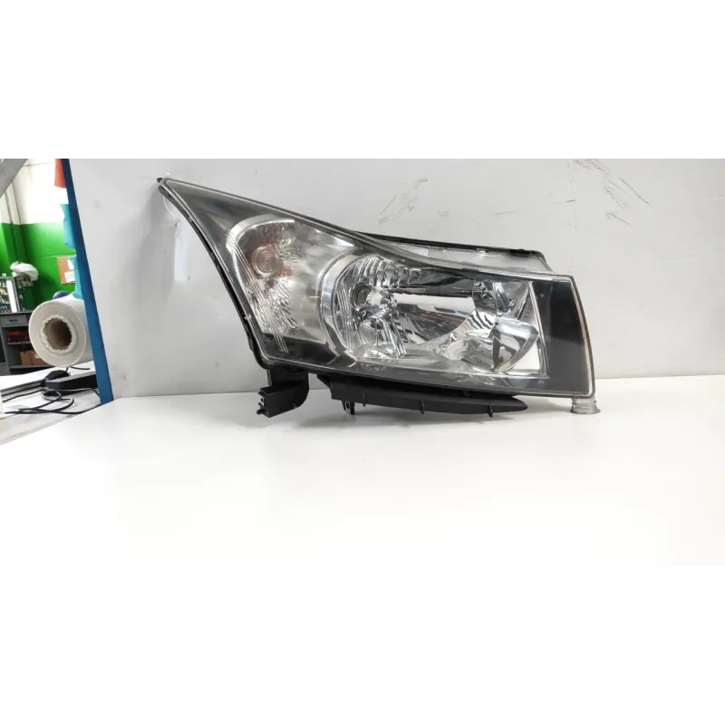 PROIETTORE DX. CHEVROLET (DAEWOO) CRUZE (J300) (04/09-12/14) 1.6 (83KW) BER 4P/B/1598CC