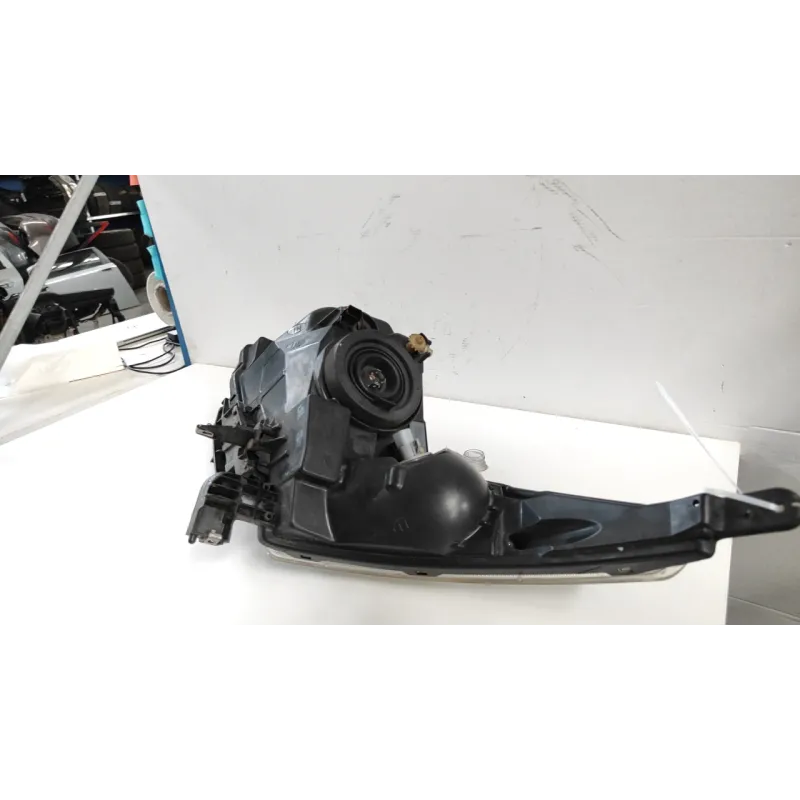 PROIETTORE DX. CHEVROLET (DAEWOO) CRUZE (J300) (04/09-12/14) 1.6 (83KW) BER 4P/B/1598CC