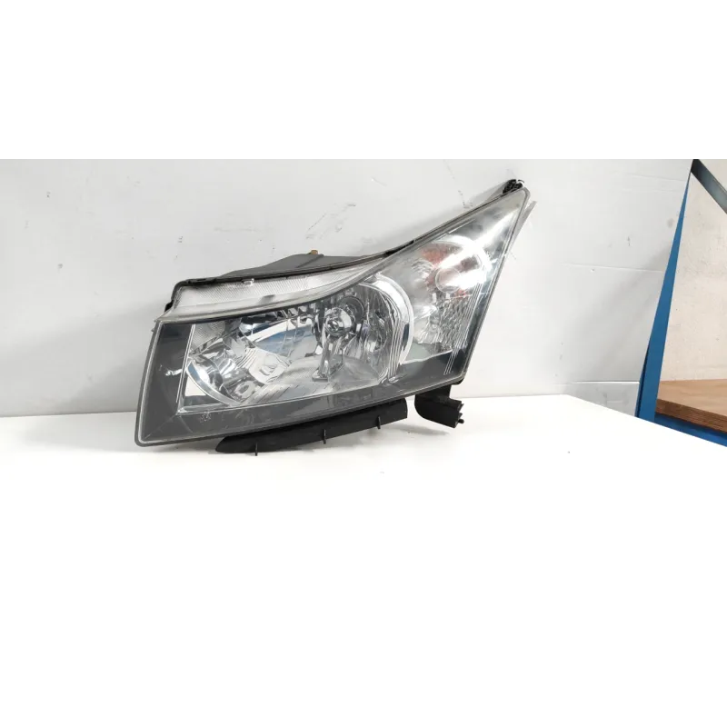 PROIETTORE SX. CHEVROLET (DAEWOO) CRUZE (J300) (04/09-12/14) 1.6 (83KW) BER 4P/B/1598CC