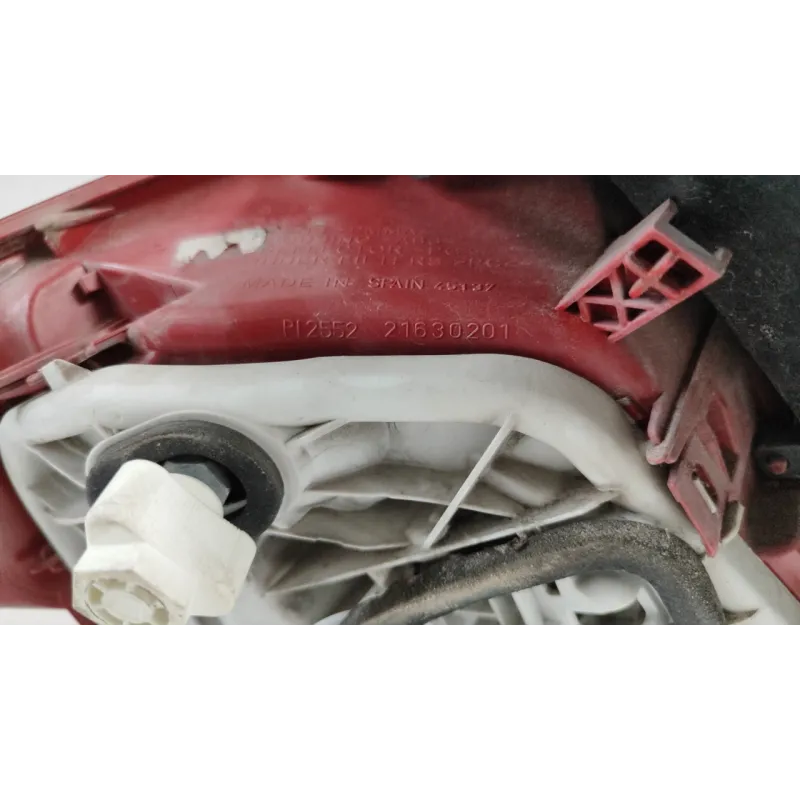 FANALE POST. PARTE EST. DX. OPEL MERIVA (S10) (04/10-) 1.4 (74KW) MNV 5P/B/1398CC