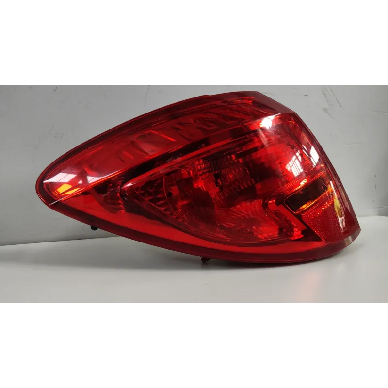 FANALE POST. PARTE EST. SX. OPEL MERIVA (S10) (04/10-) 1.4 (74KW) MNV 5P/B/1398CC