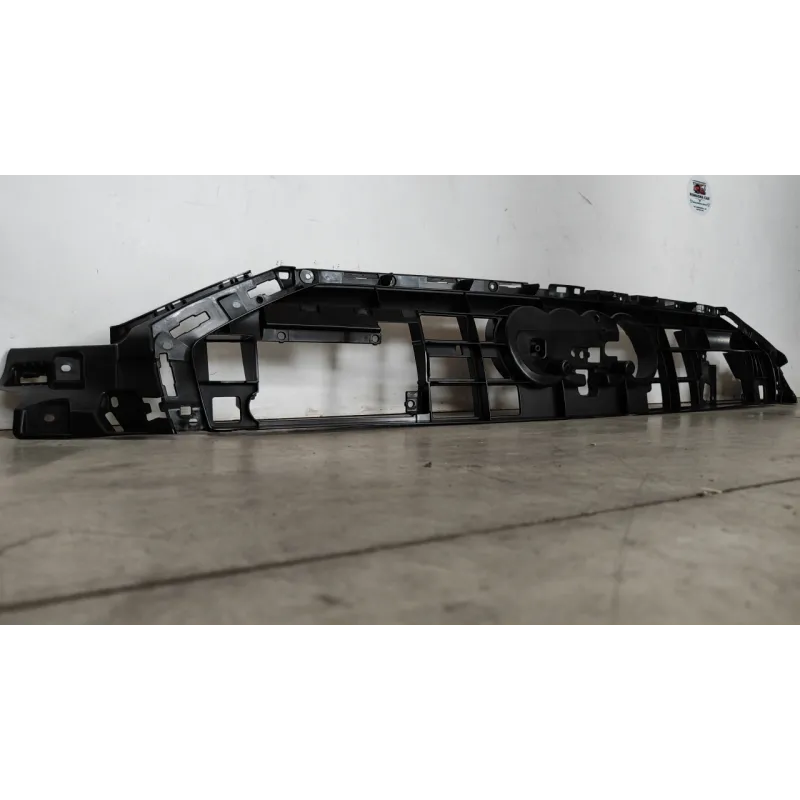 GRIGLIA PARAURTI ANT. AUDI A6 (4A) (08/18-) 40 2.0 TDI (150KW)STRONICSW5P/D-E/1968CC