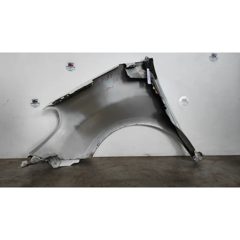 PARAFANGO ANT. DX. FIAT DOBLO (3V) (11/09-04/15) 2.0 MJT 16V MAXI (99KW) MNV 5P/D/1956CC