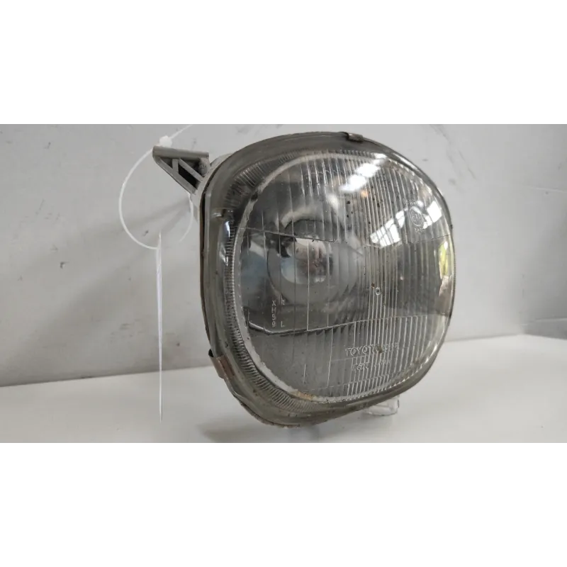 PROIETTORE INT. DX. TOYOTA CELICA (05/94-10/99) 2.0 GT CPE 2P/B/1998CC (01/96-08/96)