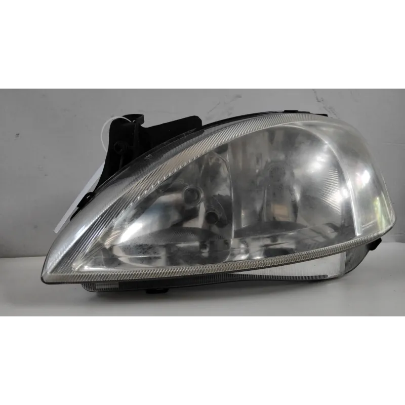 PROIETTORE SX. OPEL CORSA (X01) (10/00-06/06) 1.0 12V BER. 3P/B/973CC