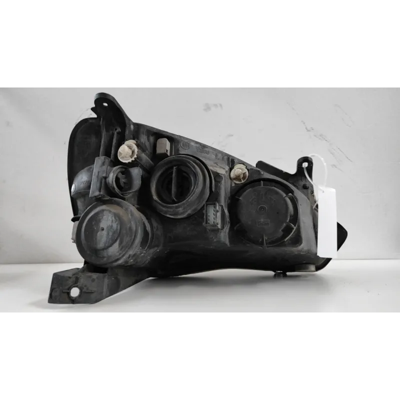 PROIETTORE SX. OPEL CORSA (X01) (10/00-06/06) 1.0 12V BER. 3P/B/973CC