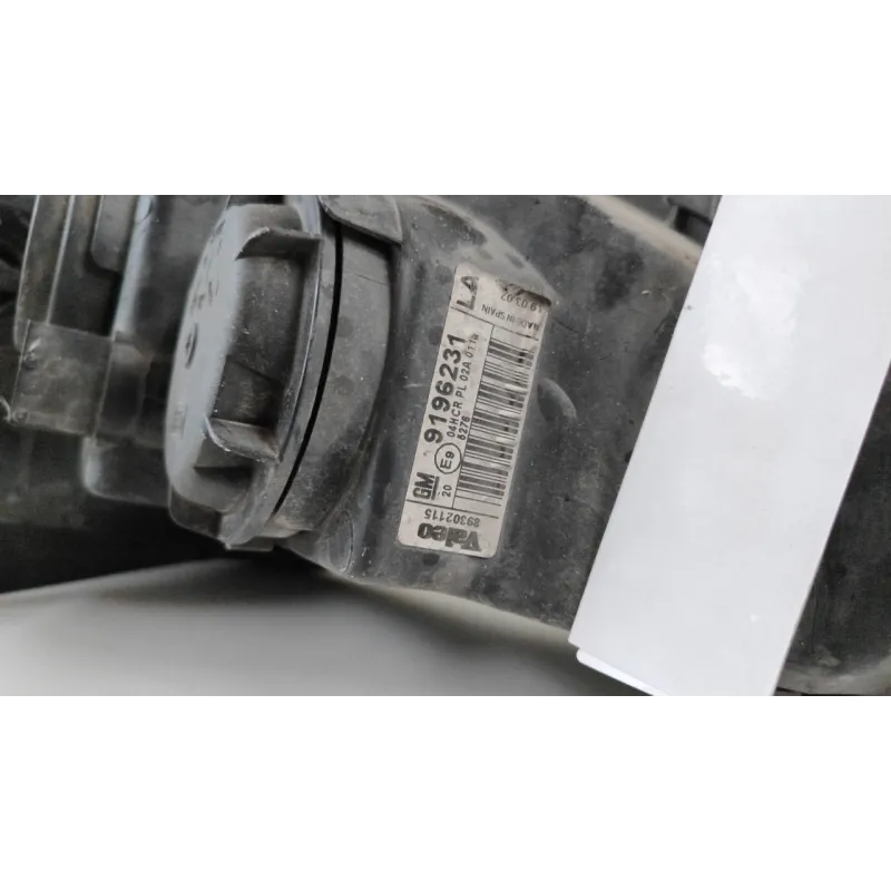 PROIETTORE SX. OPEL CORSA (X01) (10/00-06/06) 1.0 12V BER. 3P/B/973CC