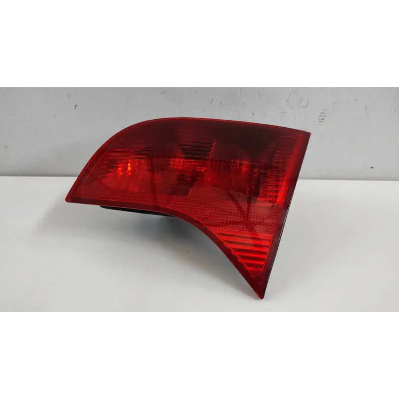 FANALE POST. PARTE INT. DX. AUDI A4 (8E) (10/04-02/08) 2.0 16V TDI SW 5P/D/1968CC