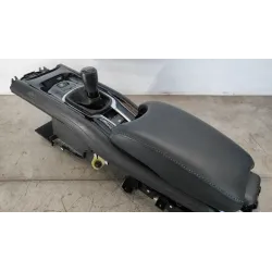 RIVESTIMENTO CONSOLLE CENTR. HONDA HR-V 2A SERIE (07/15-09/21) 1.6 I-DTEC (88KW) SUV 5P/D/1597CC