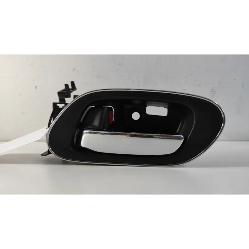MANIGLIA INT. APERTURA  PORTA ANT. DX. HONDA HR-V 2A SERIE (07/15-09/21) 1.6 I-DTEC (88KW) SUV 5P/D/1597CC