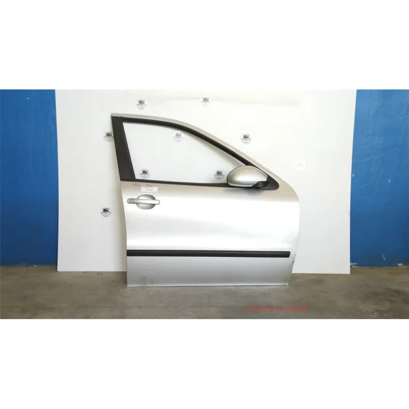 PORTA ANT. DX. SEAT LEON (1M) (12/99-02/06) 1.6 16V (74KW) BER. 5P/B/1595CC