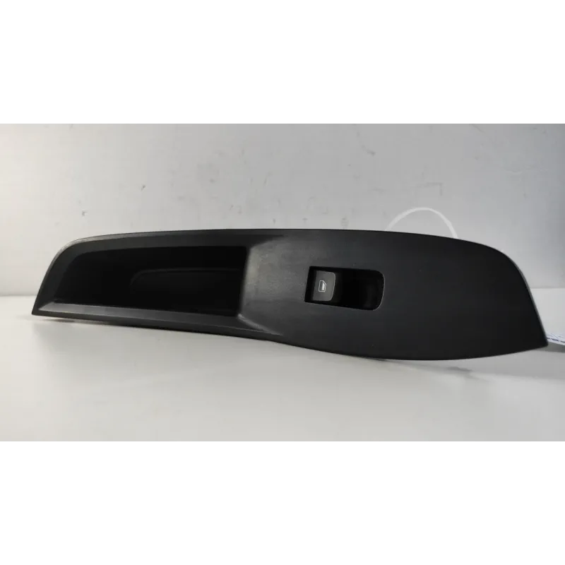 INTERRUTTORE ALZACRISTALLI PORTA ANT. MG (SAIC) ZS (11/21-) 1.5 VTI-TECH SUV 5P/B/1490CC