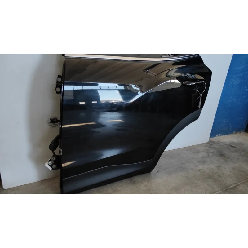 PORTA POST. SX SSANGYONG KORANDO 2020 - KORANDO 5P.  1.6D 100 KW. C MOT. 673910
