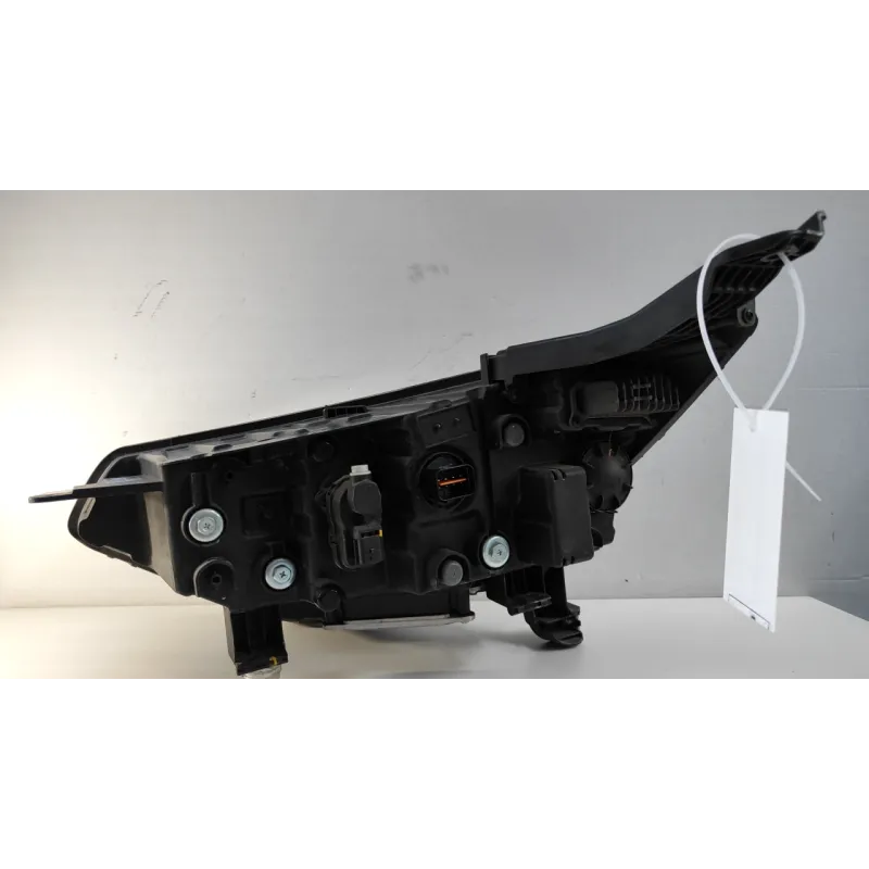 PROIETTORE DX SSANGYONG KORANDO 2020 - KORANDO 5P.  1.6D 100 KW. C MOT. 673910
