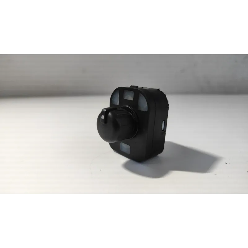 INTERRUTTORE REGOLAZIONE RETROVISORE EST AUDI R8 (04/07-12/15) 4.2 V8 CPÉ 2P/B/4163CC